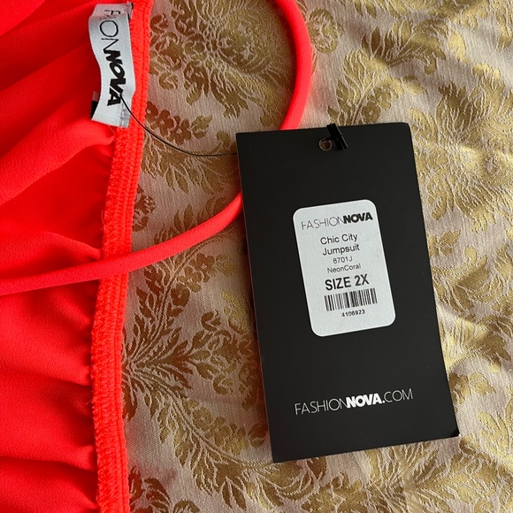 NWT SIZE 2X Fashion Nova Neon Hot Coral Spaghetti Strap Jumpsuit - Picture 2 of 5